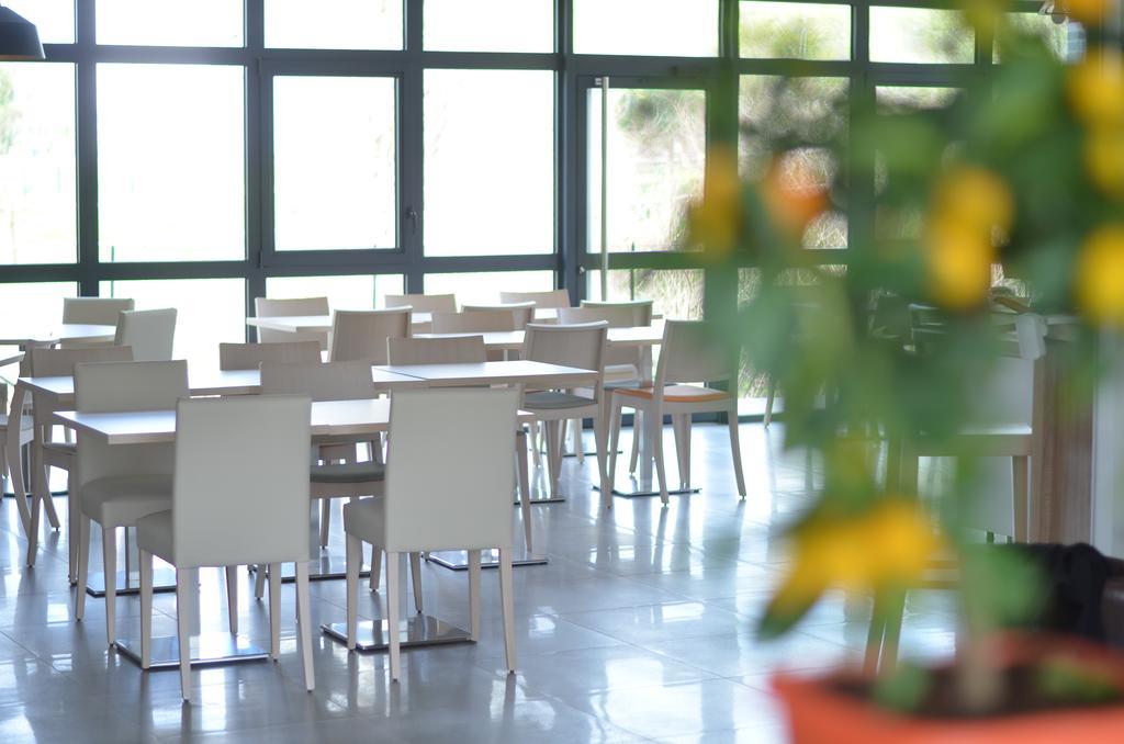 Logis Hotel - La Chambre D'Amiens Kültér fotó